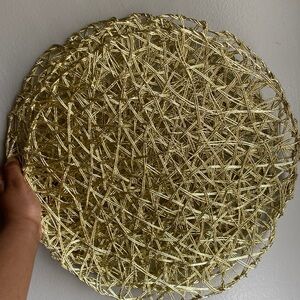 4 Gold Bebe dining placemats